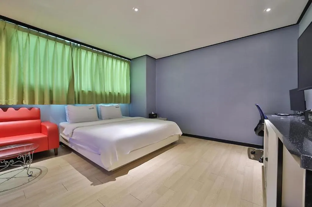 Hermes Hotel Busan 2*,  South Korea