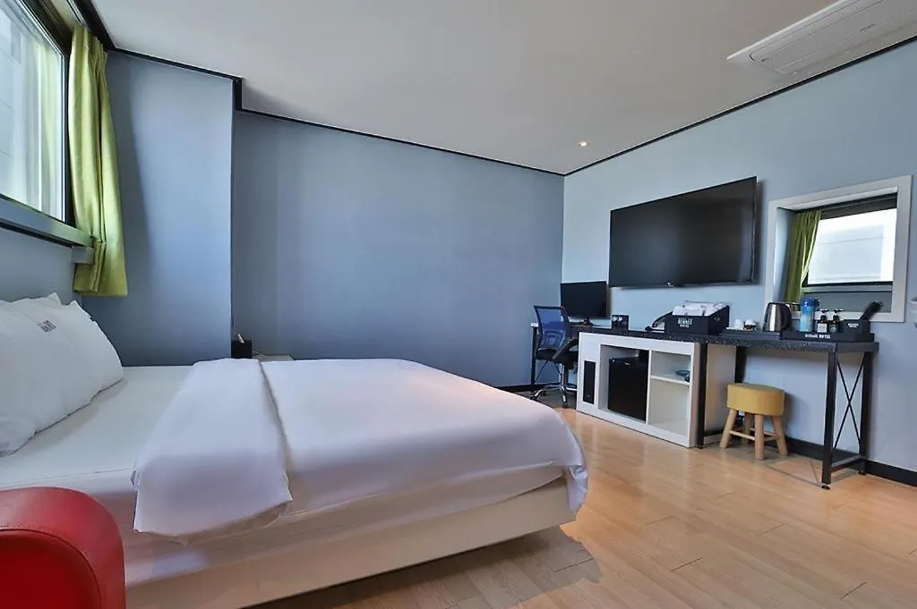 Hermes Hotel Busan 2*,  South Korea